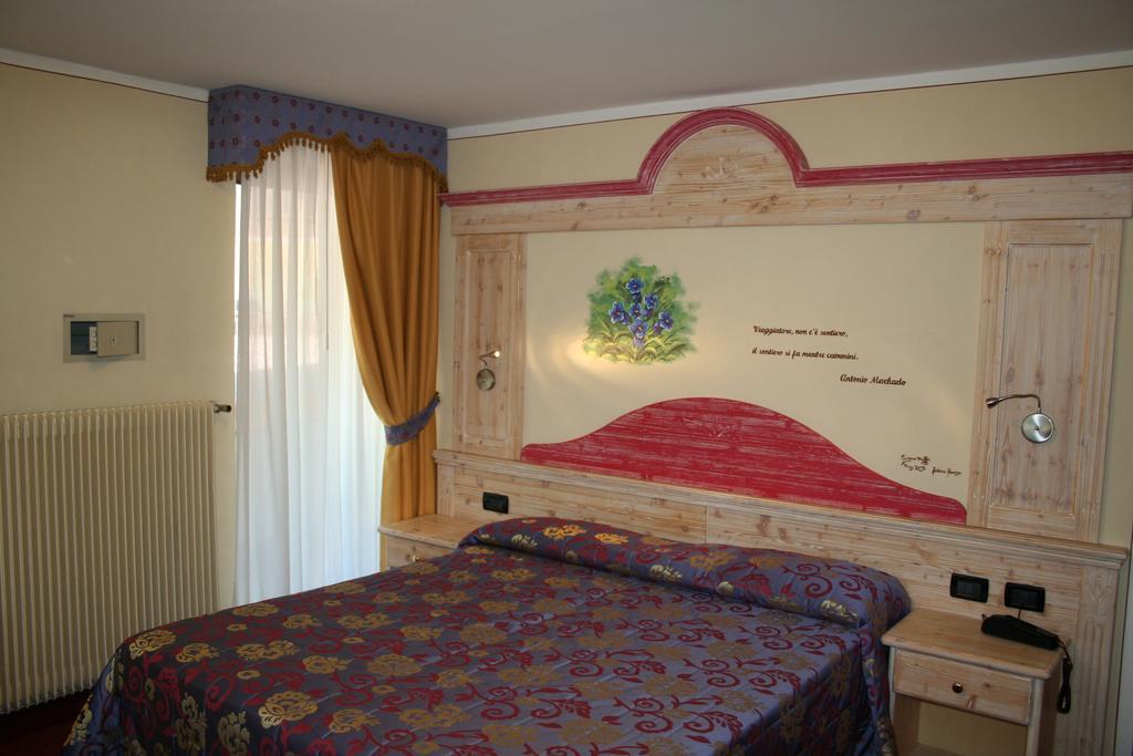 Hotel Val Di Sole Mezzana  Exterior foto